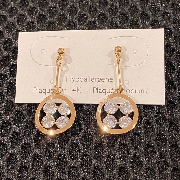 Unsigned Jewelry - Gold Drop Earrings with Clear Crystals - Hypoallergenic - New With Tags